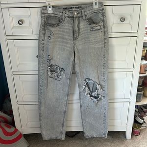 American Eagle Mom Jeans